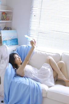 美女露0的奶头无挡网站